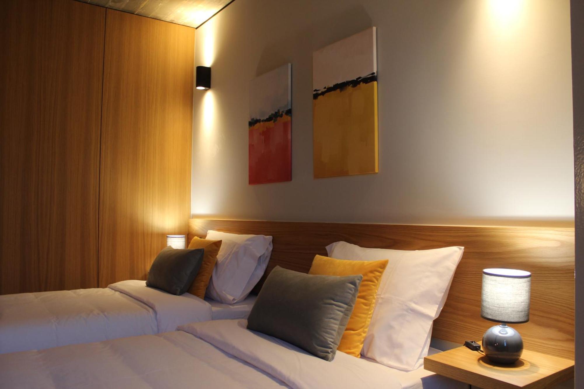 Fervenca Apartments 빌라노바데가이아 객실 사진